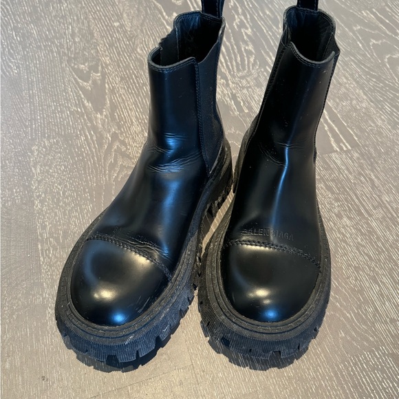 Balenciaga tractor boots - Picture 2 of 7